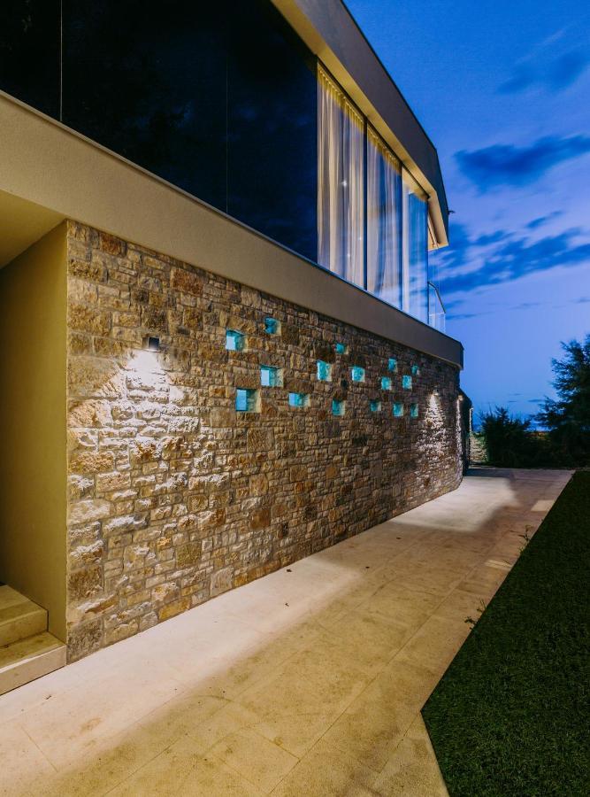 Luxury Sperone Residence Новиград Екстериор снимка